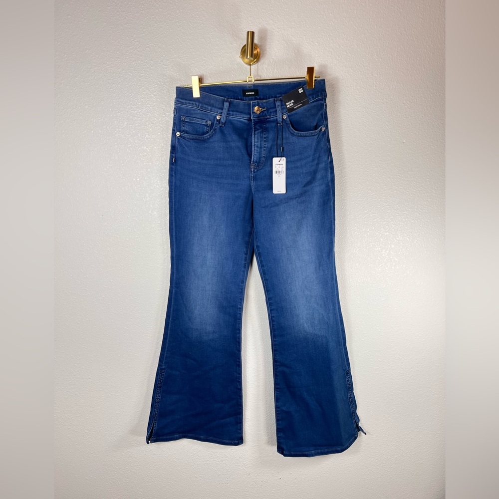 Express NWT 70’s Boot Cut Flare Mid Rise Hyper Stretch Denim Jeans Size 8